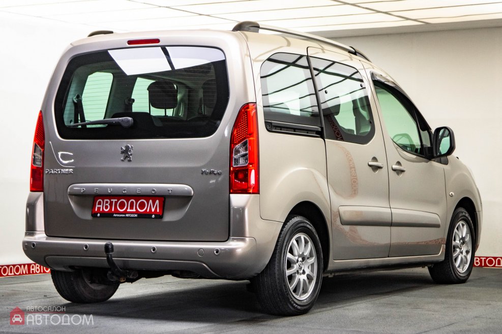 Peugeot partner II белый