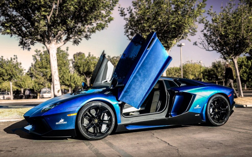 Lamborghini Aventador lp700-4 Blue
