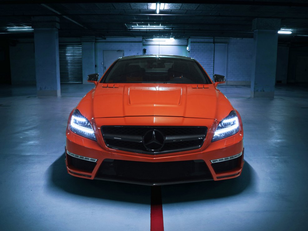 Mercedes-Benz CLS 63 AMG оранжевый
