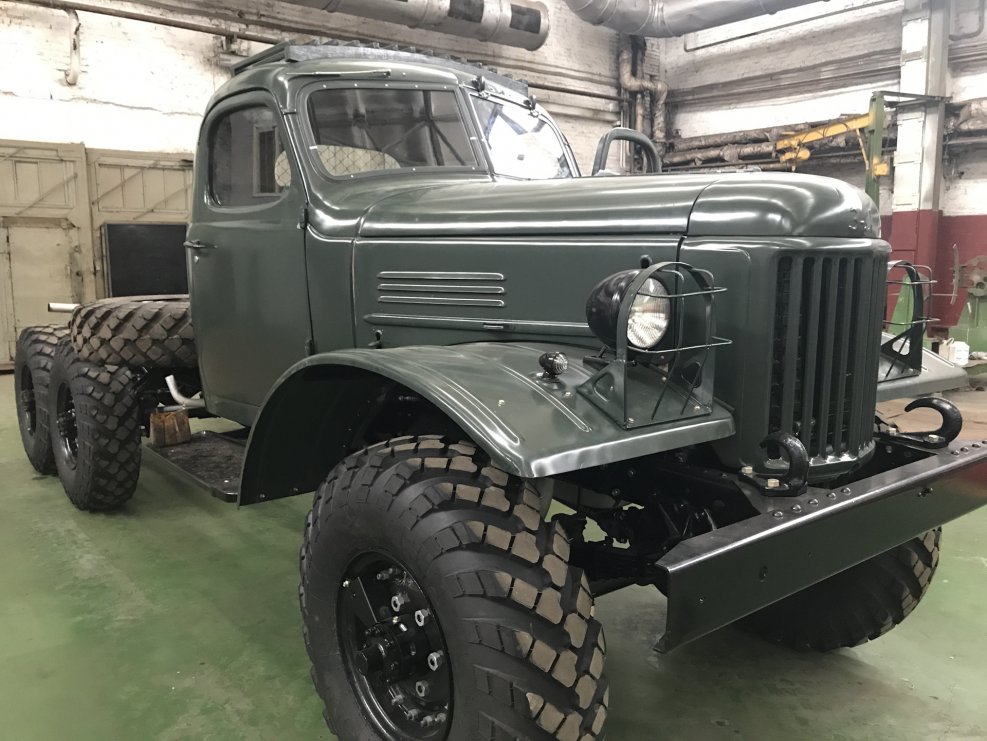 Кабина ЗИС-150 изнутри