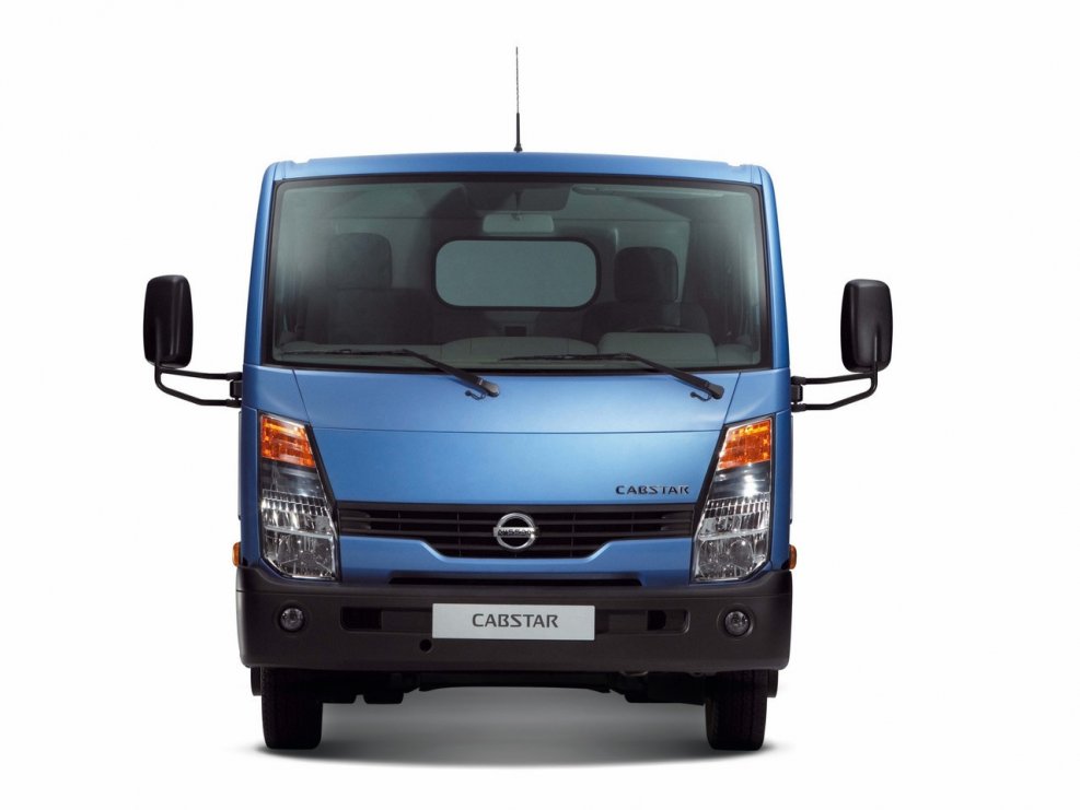 Nissan Cabstar 2013