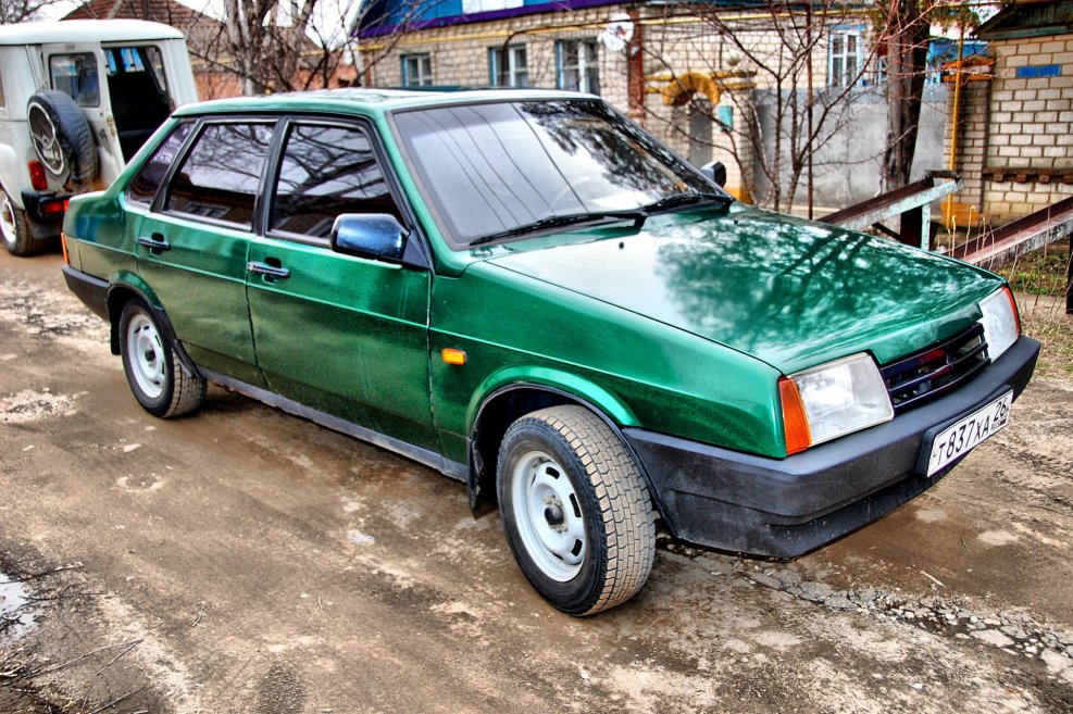 Лада 21099 зеленая