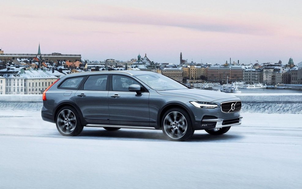 Вольво v90 Cross Country 2020