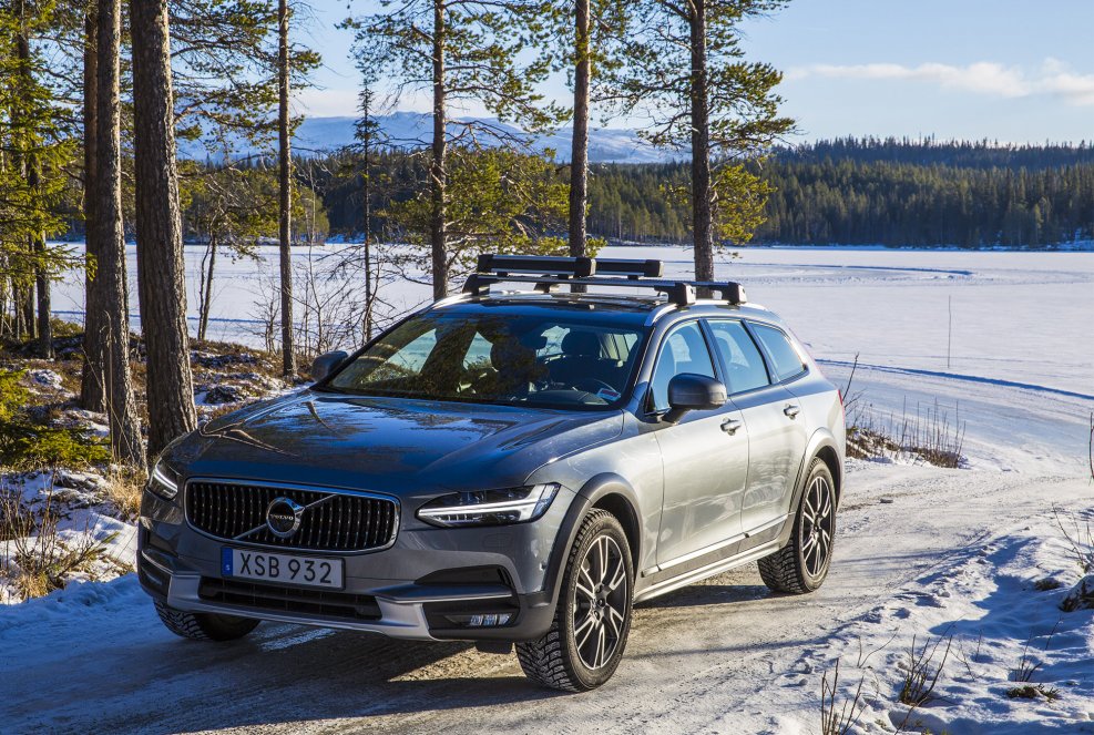 Volvo v90 Cross Country
