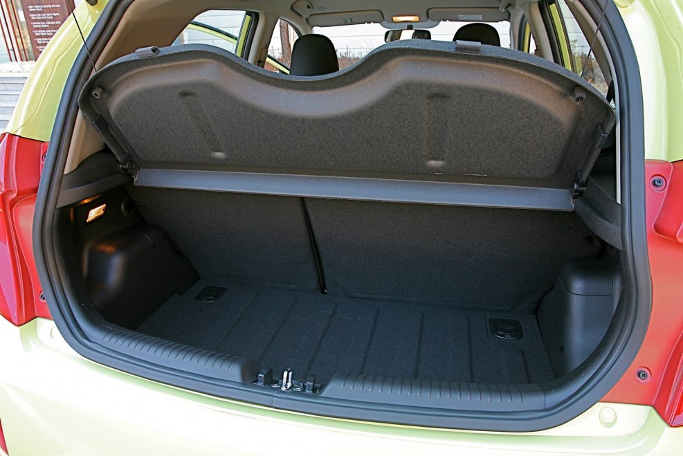 Kia Picanto 2010 коврик багажника