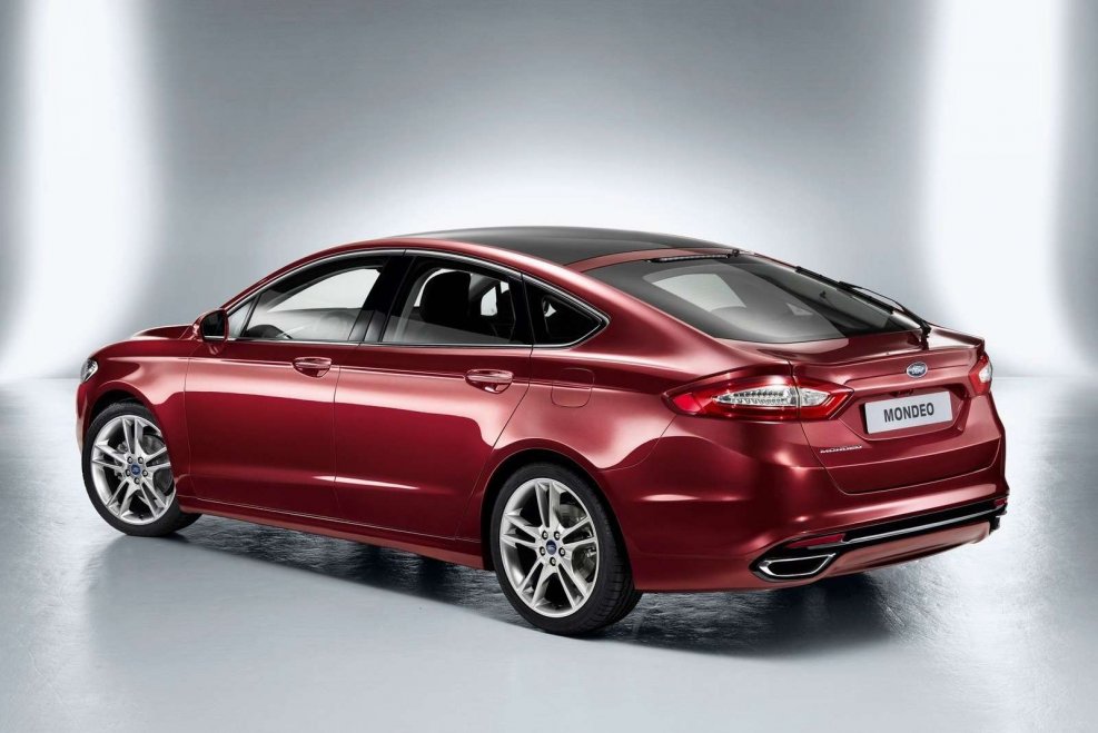 Ford Mondeo 5 лифтбек