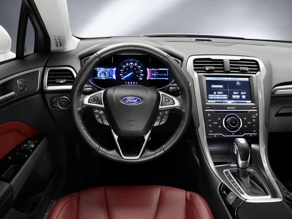 Ford Mondeo 2021 салон