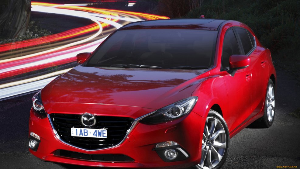Mazda 3 BM красная