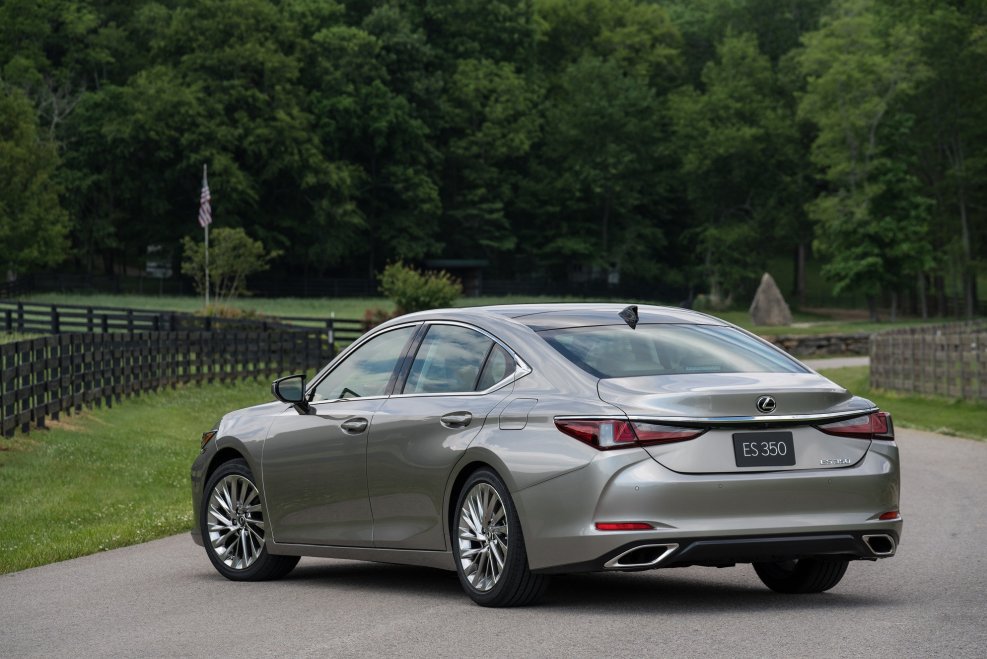 Lexus es 350 2021