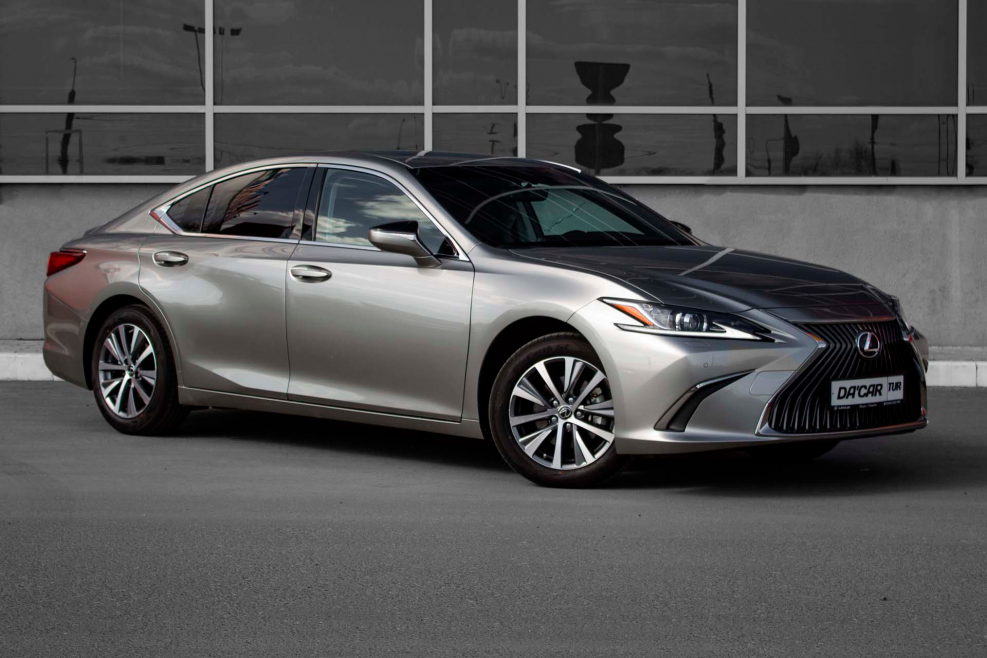 Lexus es 250