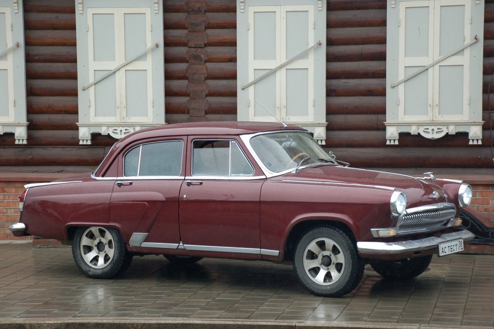 Волга 31124