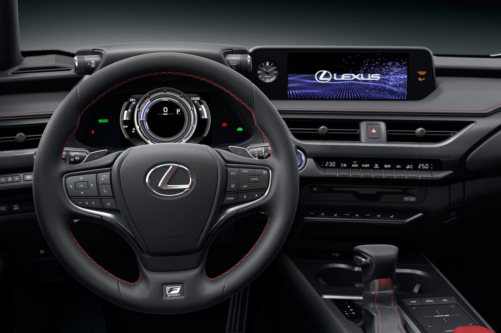 Lexus UX 2020 салон
