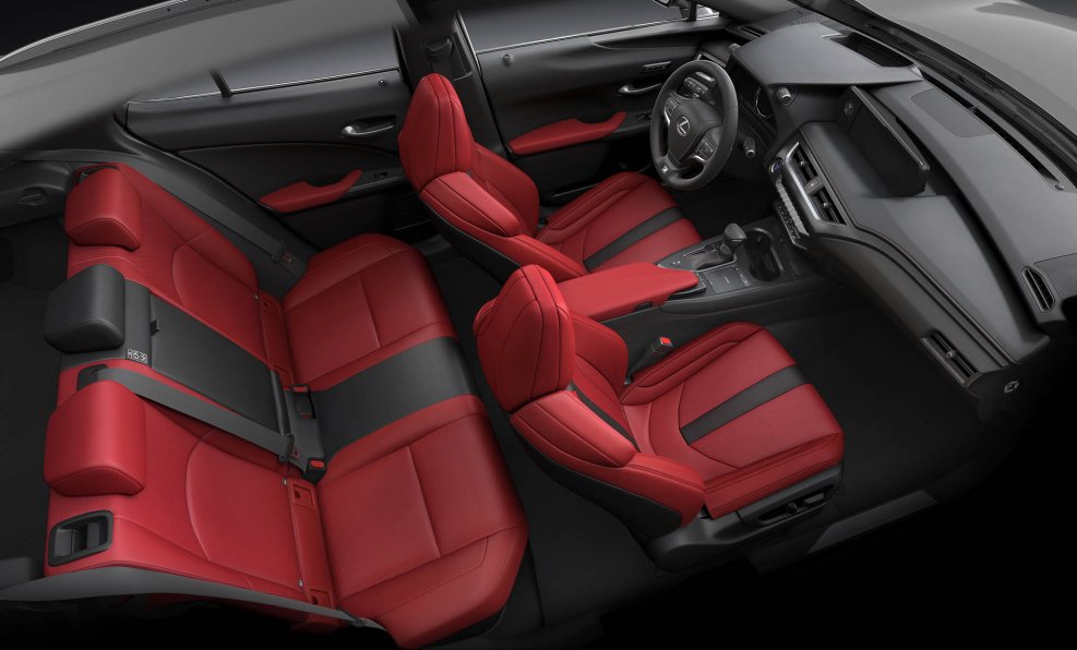 Lexus UX 200 2020 салон