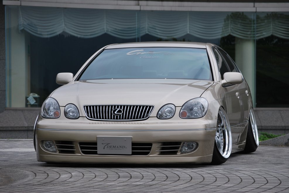 Тойота аристо и Лексус GS 300