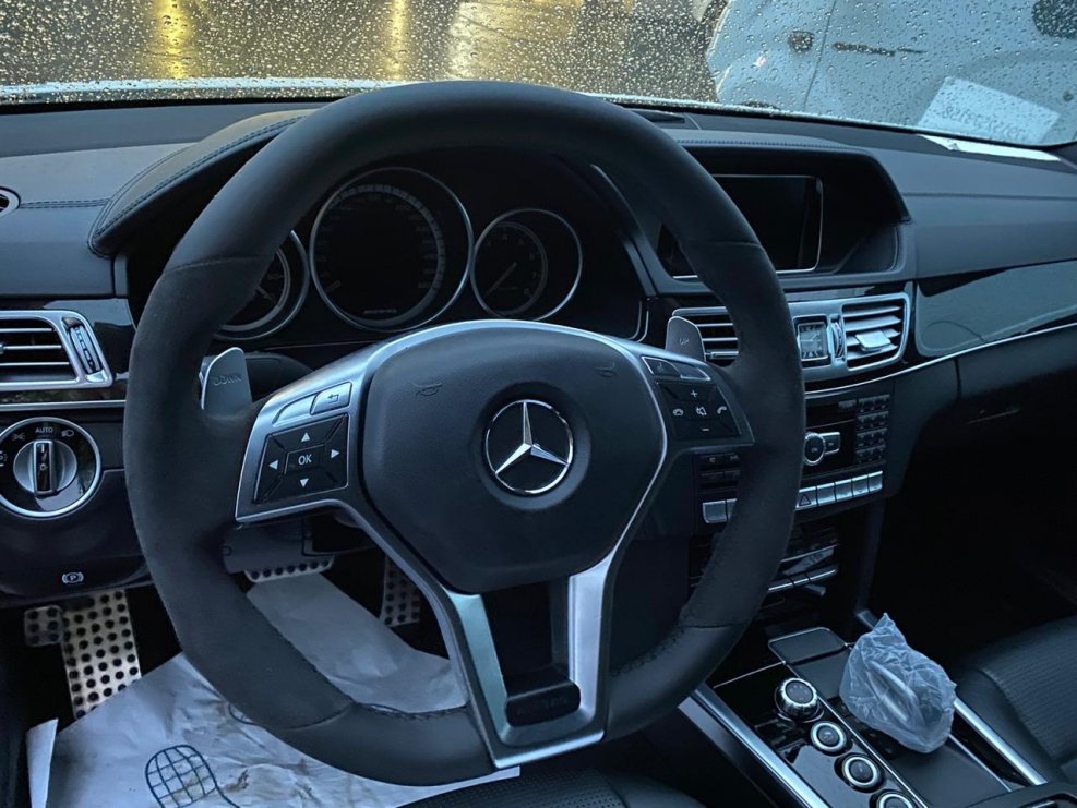 Mercedes e63 AMG w212 салон