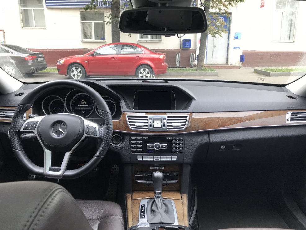 Mercedes e class w212 салон