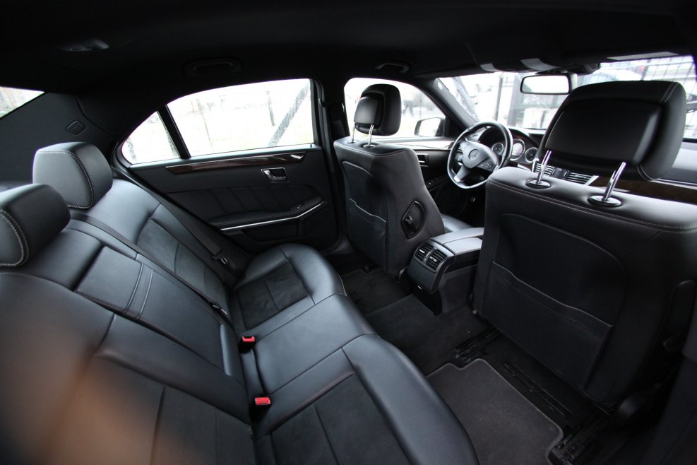 Мерседес w212 салон сзади