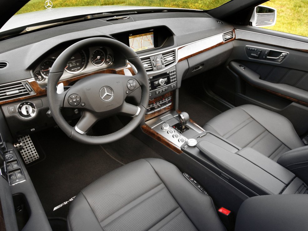 Mercedes Benz e63 AMG 2009