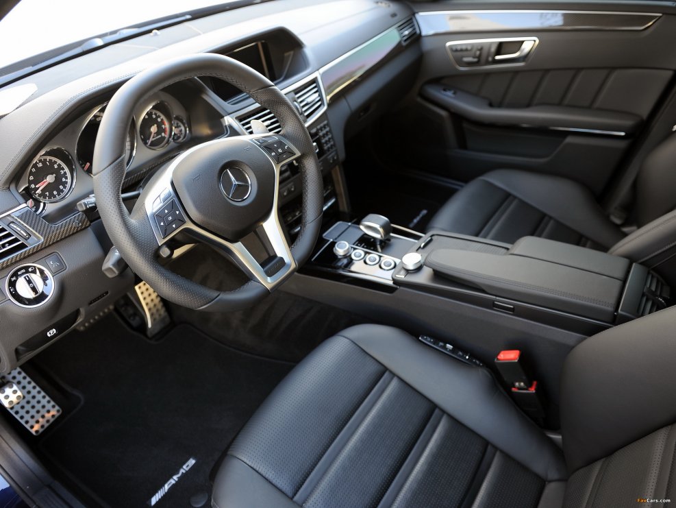 Mercedes e63 AMG w212 салон
