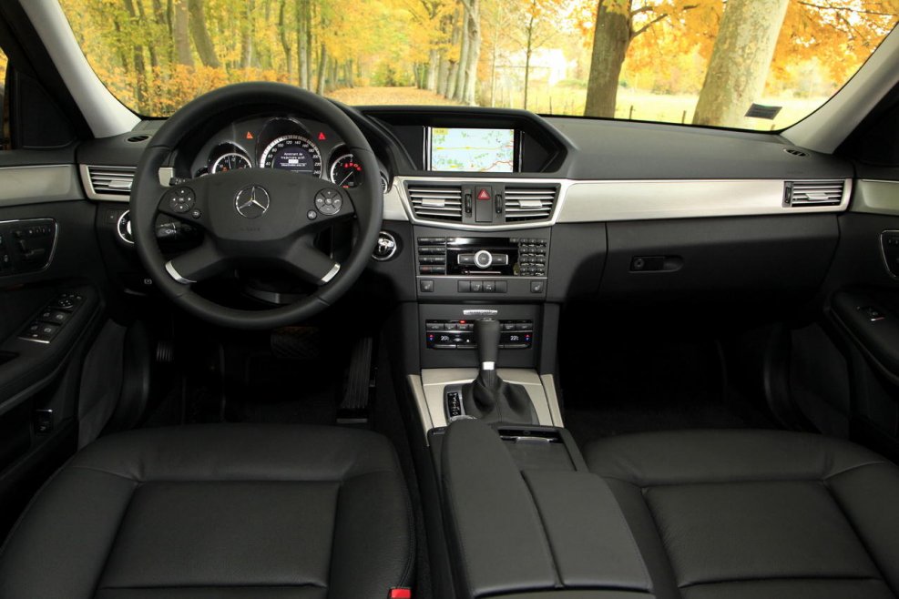 Mercedes Benz e class w212 салон