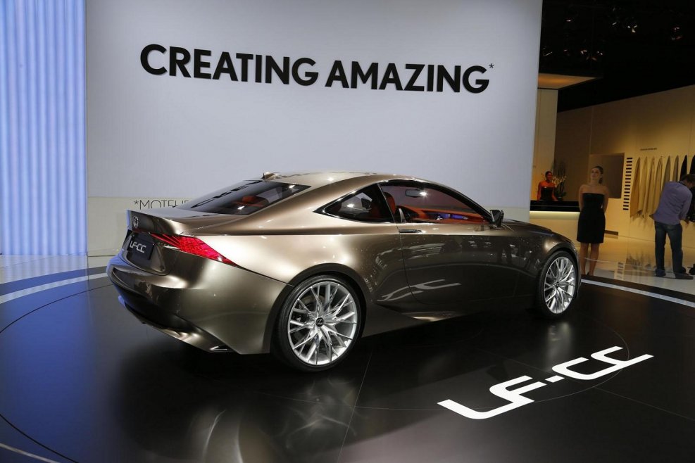 Lexus Coupe 2012