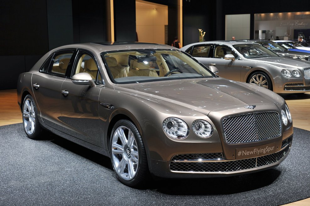 Бентли Flying Spur 2014