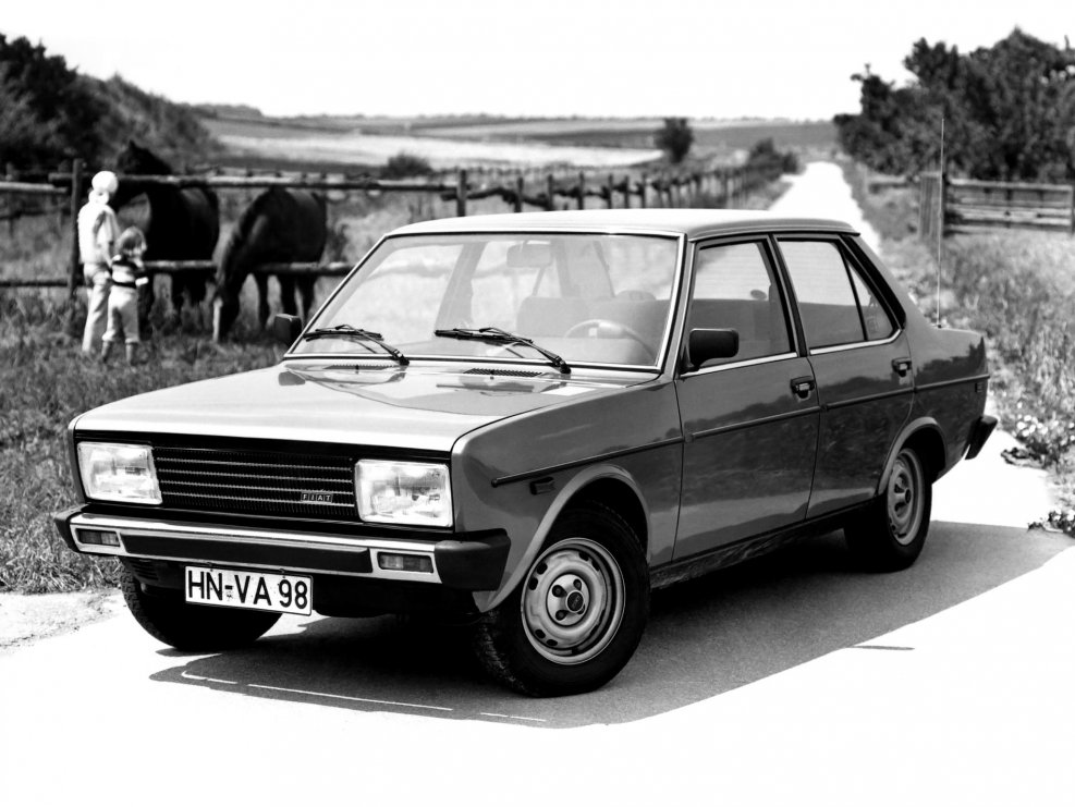 Fiat 131 Rally салон