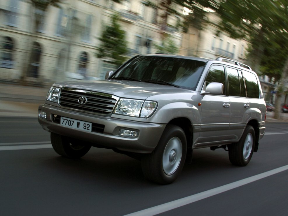 Toyota Land Cruiser 100