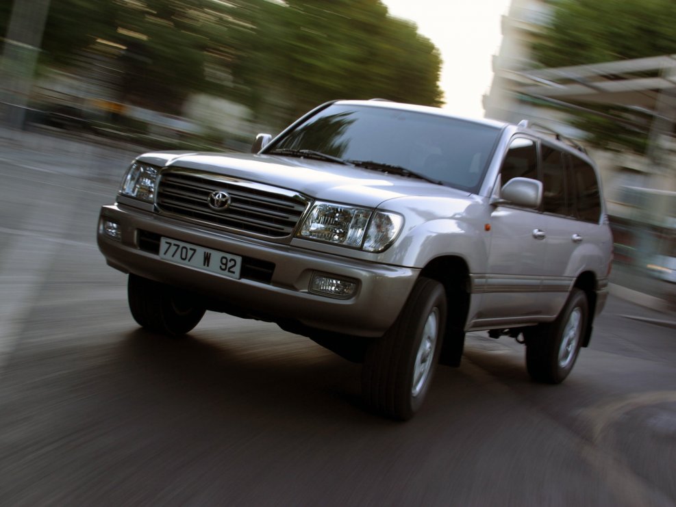 Toyota Land Cruiser 100