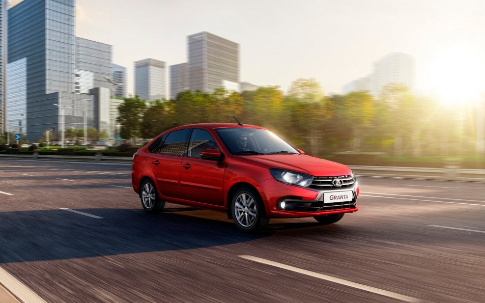 Granta Liftback 2018 серая