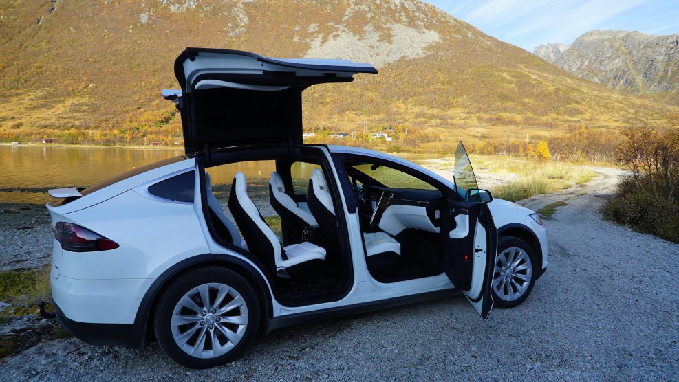 Tesla model x 7 мест