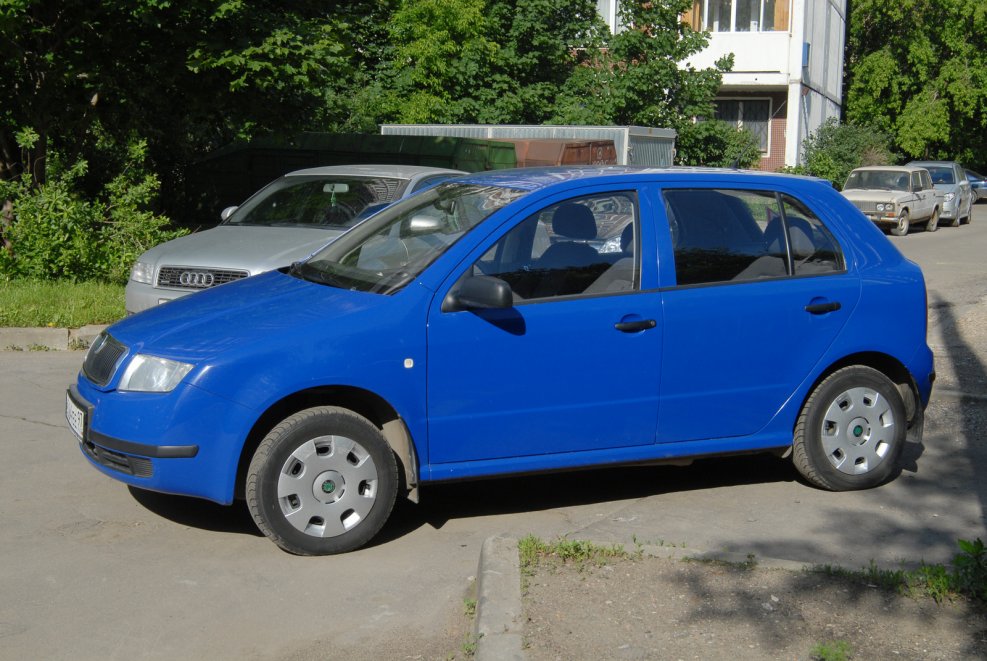 Шкода Фабия 2002 хэтчбек