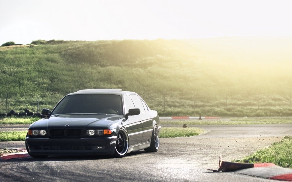 BMW 7 e38