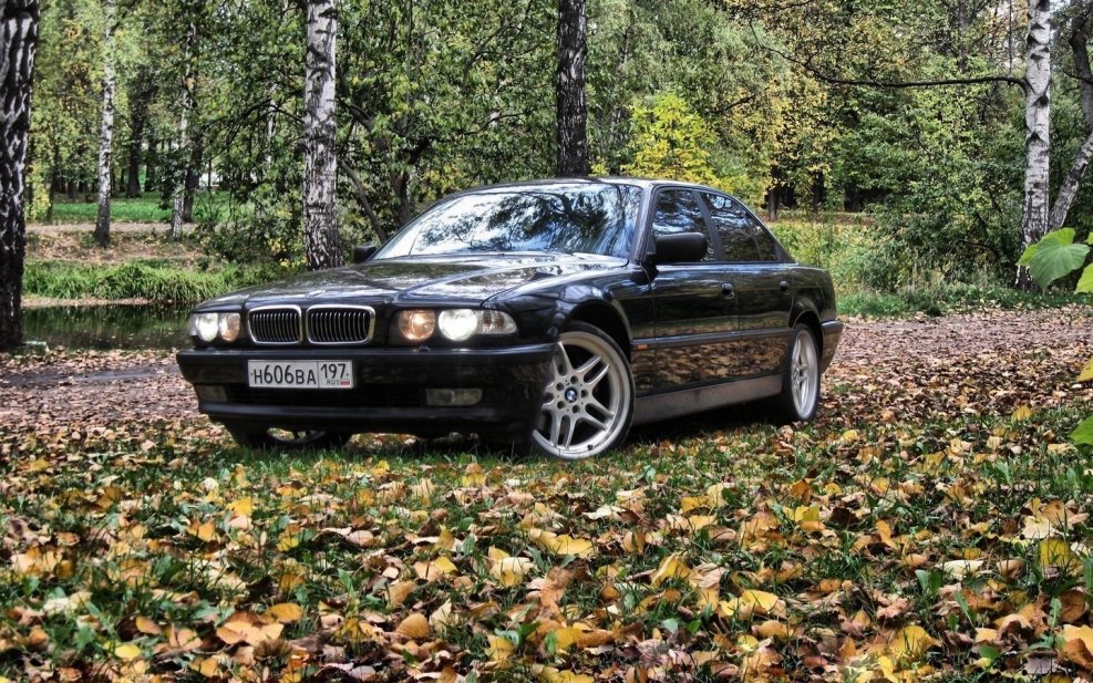 BMW 7 e38