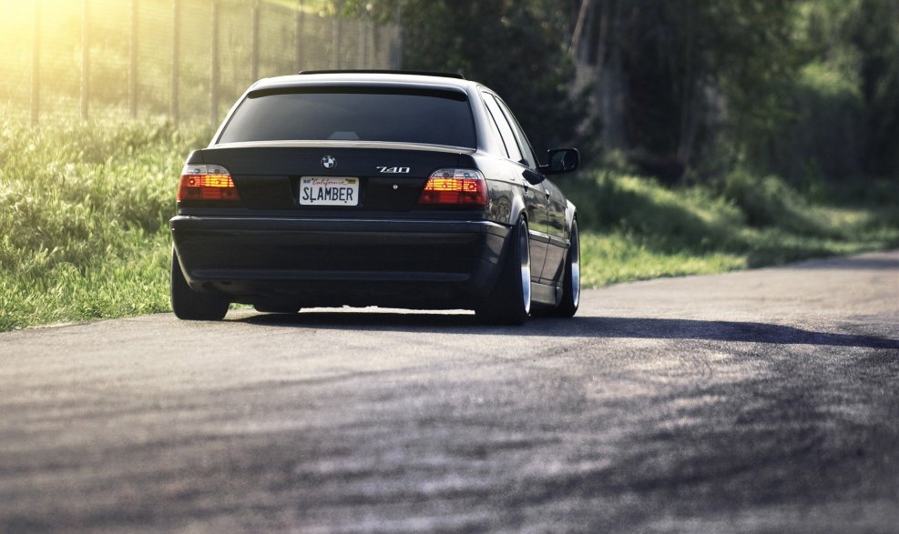BMW 740 бумер