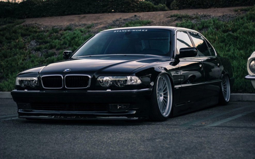 BMW 7 e38