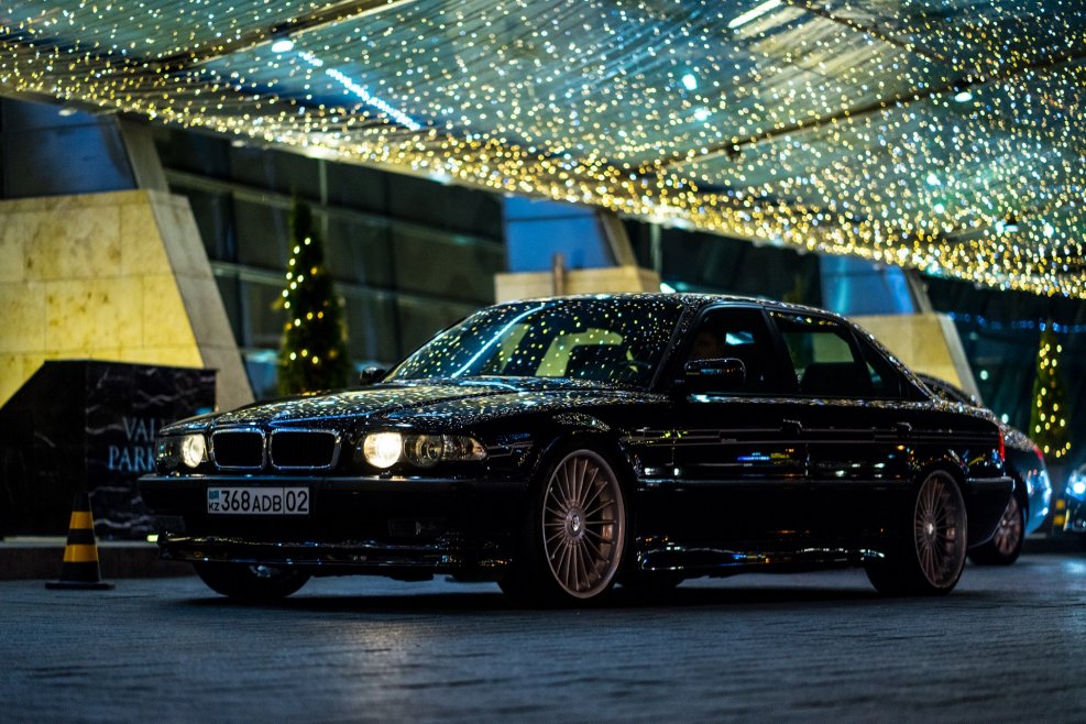 BMW m5 e38