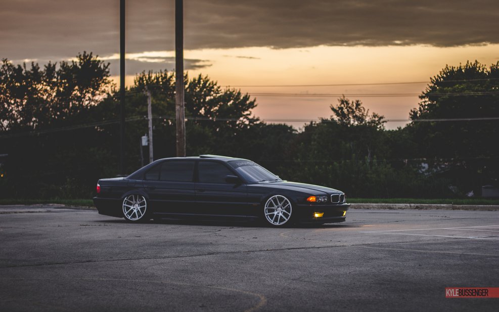 BMW 7 Series e38 HD