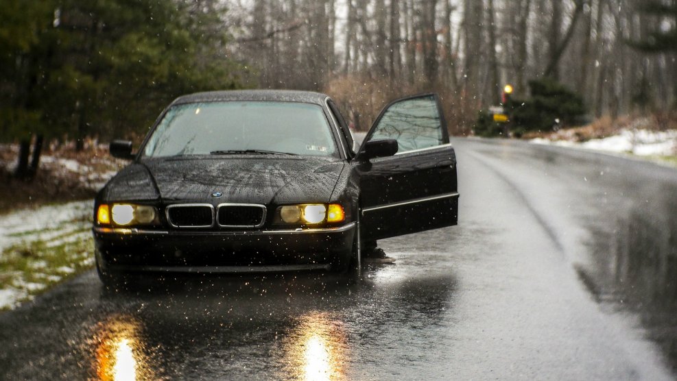 BMW 750 e38 бумер