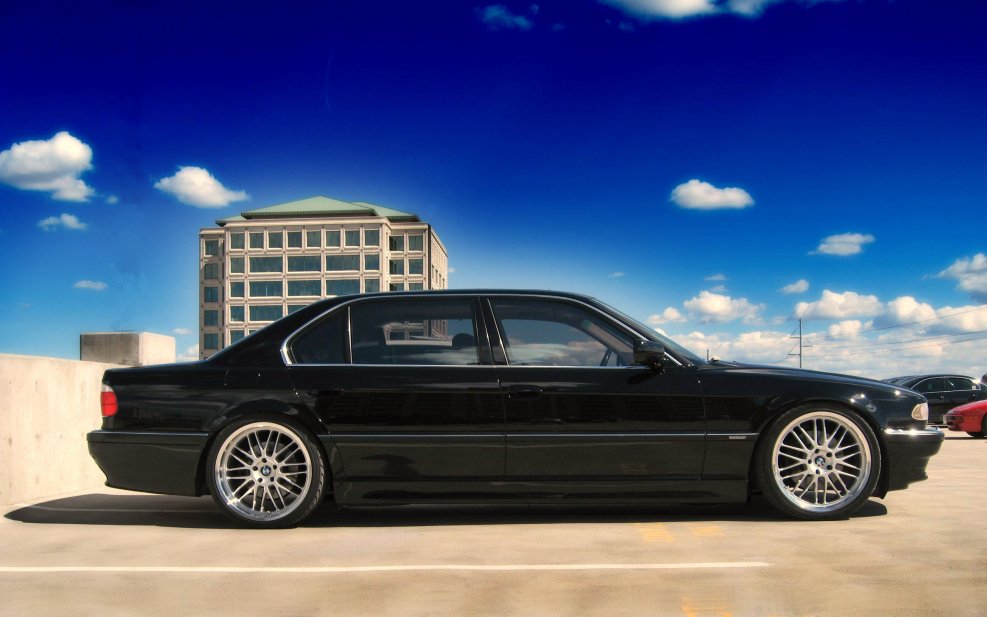 BMW 7 e38 750