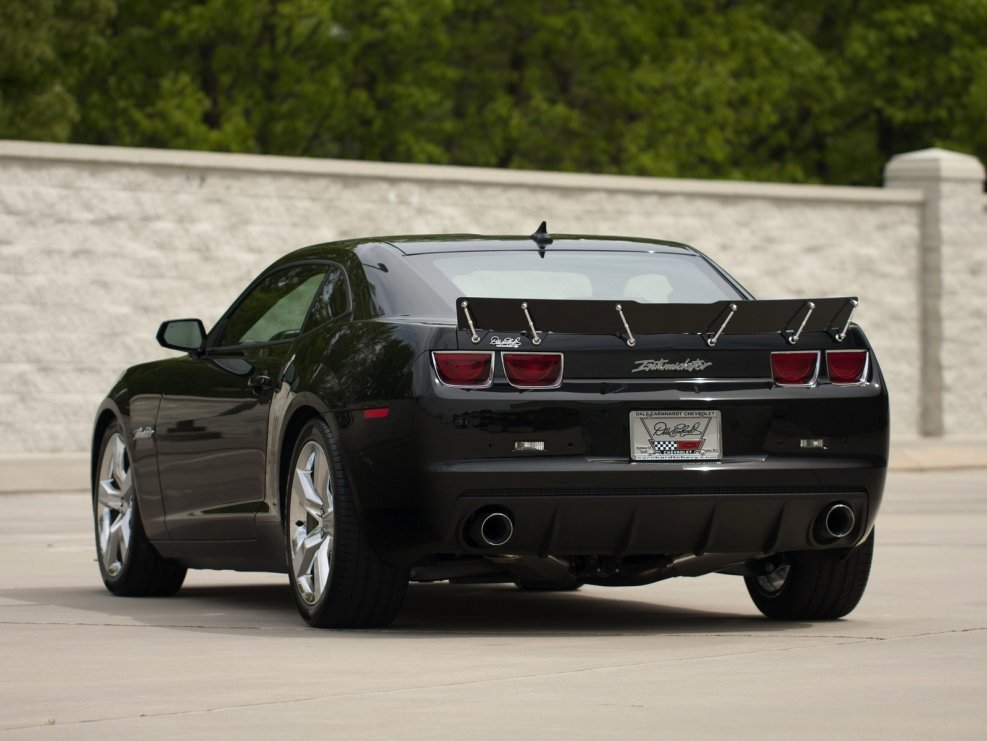 Chevrolet Camaro 2009 сзади