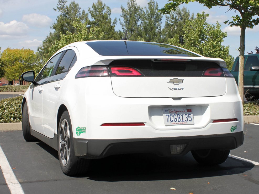 Chevrolet Volt 2014 задние фонари