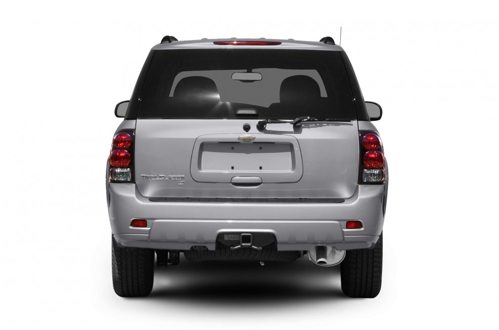 Chevrolet trailblazer сзади
