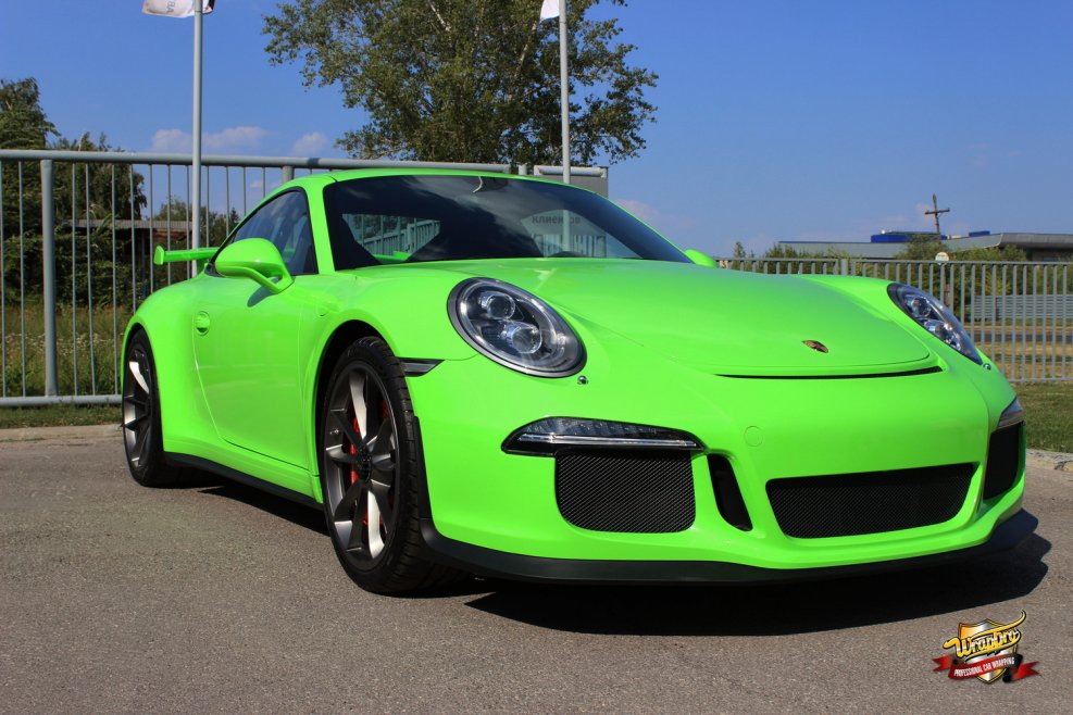 Порше 911 зеленый Green