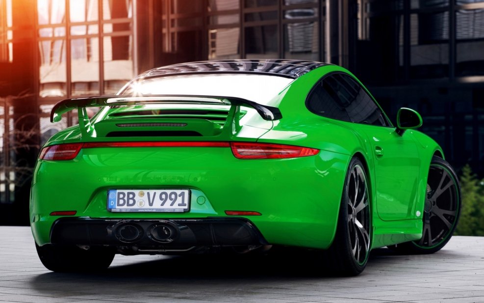 Порш зеленый 911 Каррера