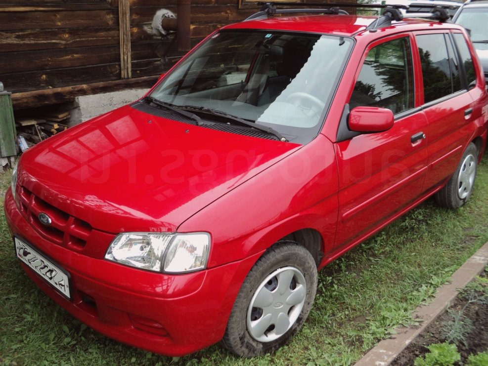 Mazda Festiva 2000