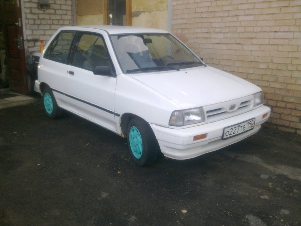 Форд фестива 1992 года