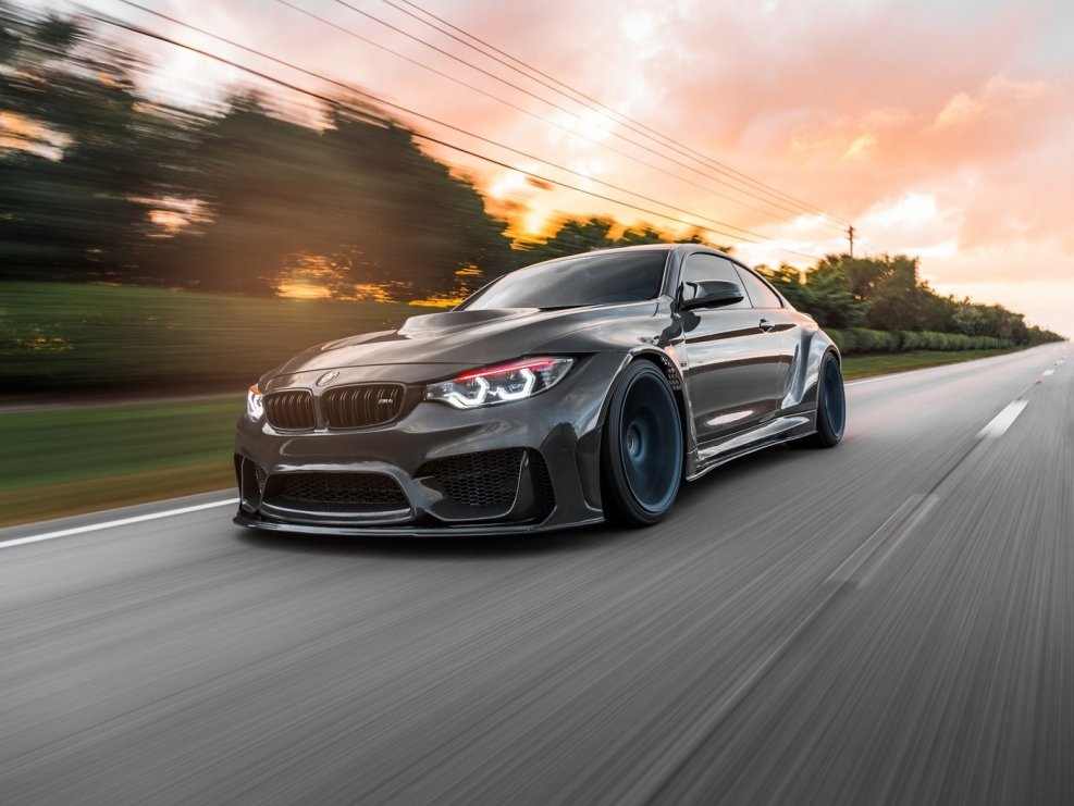BMW m4 скорость