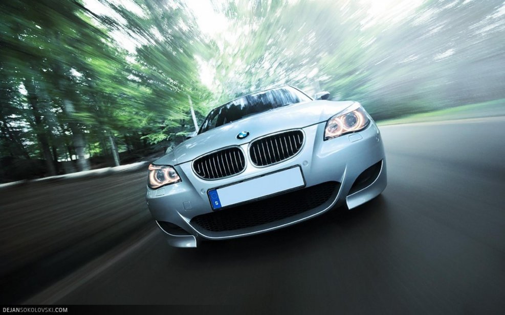 Машина скорость BMW m5