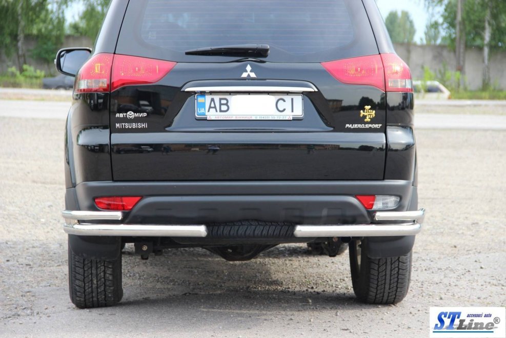 Pajero Sport 2010 сзади